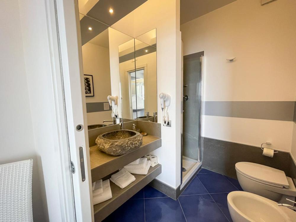 Albergo Da Carmine Castellabate Exterior photo